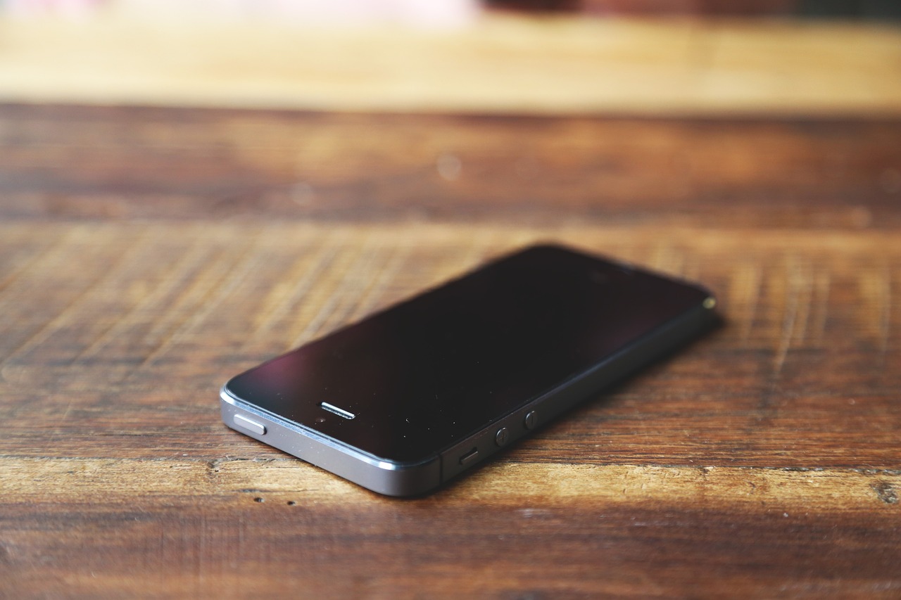 科技与期待的交汇点，iPhone 9上市日期揭秘，预计上市时间揭秘
