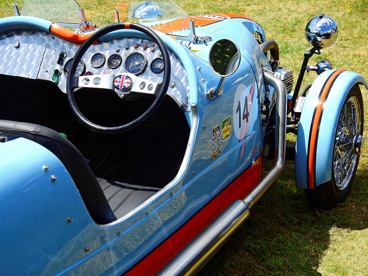 最新天天飞车版本,速度与激情的新篇章开启!