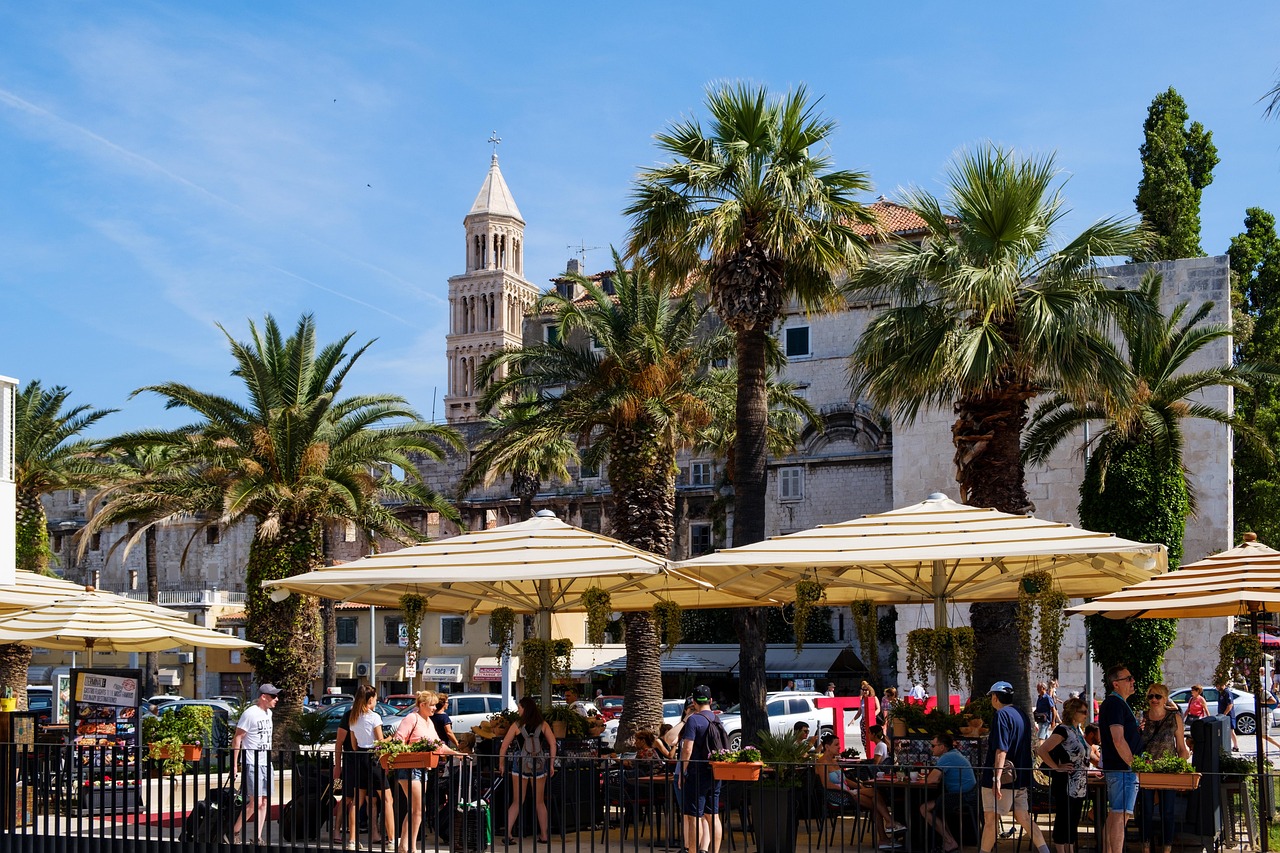 动漫主题餐厅加盟,开启全新餐饮体验机遇