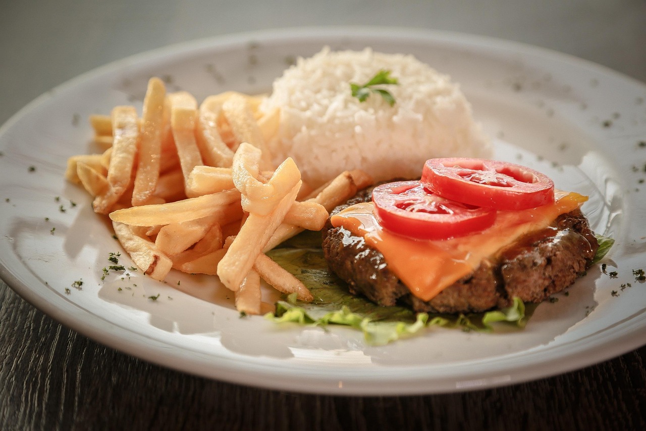 华莱士优惠码最新，美食省钱两不误，限时抢购！