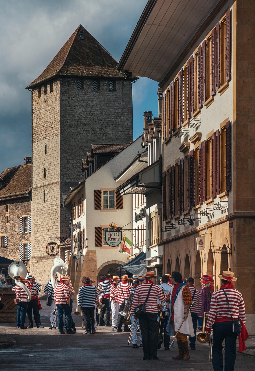 电影沙家浜,历史与艺术的完美融合