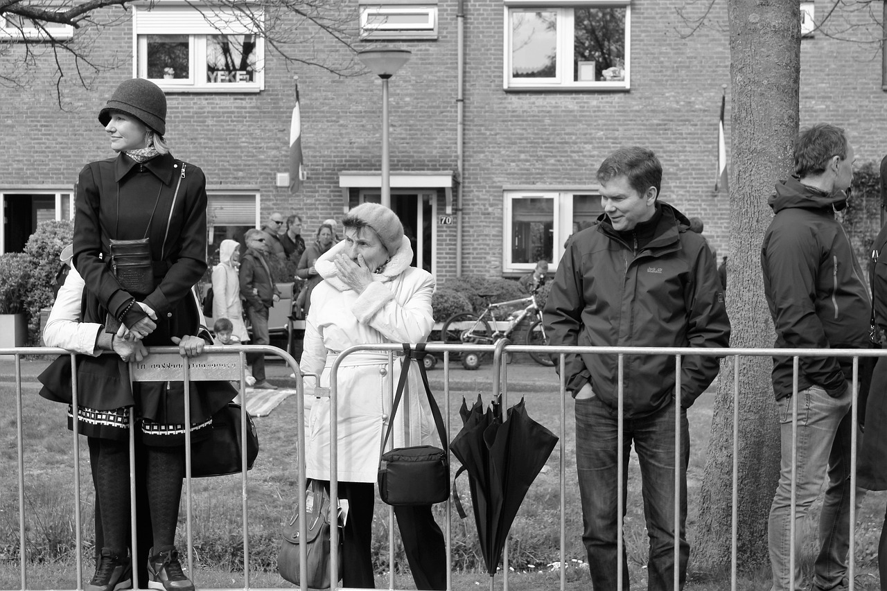 邓州吧最新动态，城市发展与民众生活变迁同步更新