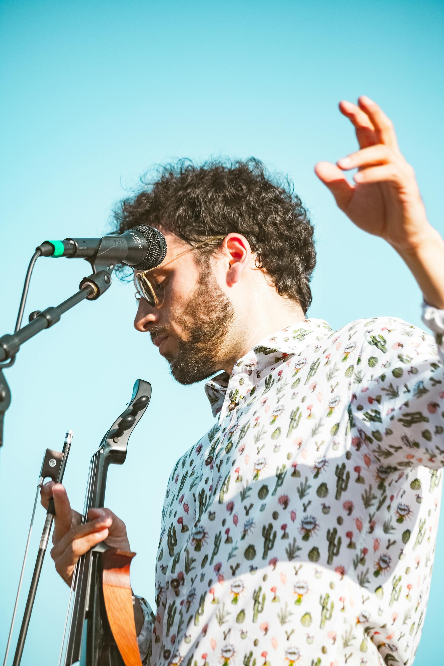 酉演员,塑造舞台之魂的艺术家