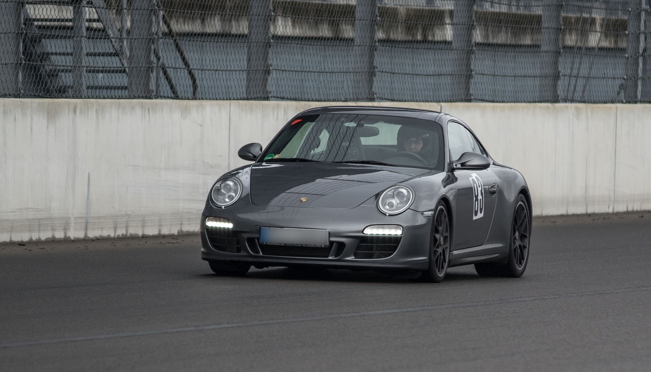 GT2RS价格与市场表现探究