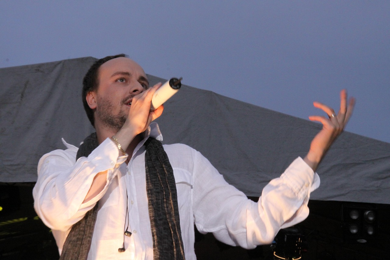 遇见璀璨之星——我的偶像栩明星的闪耀之旅