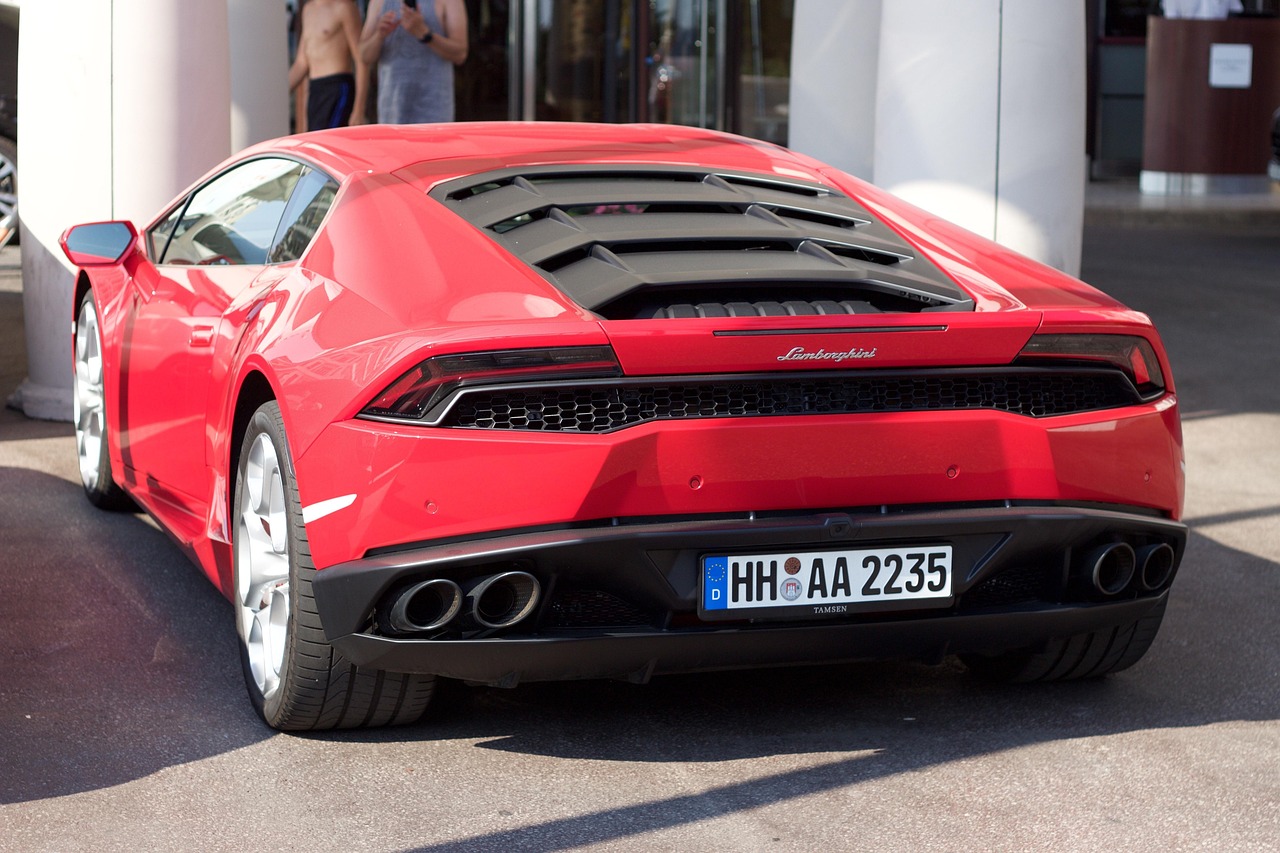 兰博基尼比赛视频,速度与激情的极致展现时刻