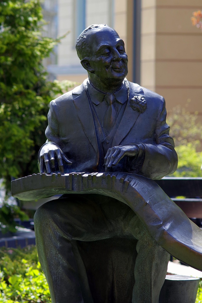 最新雕刻师傅招聘信息与行业动态洞察