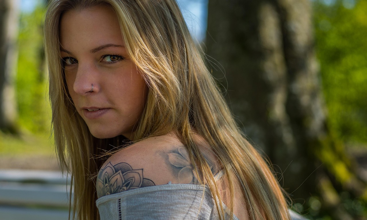 面相与星光，女明星的面相争议探讨