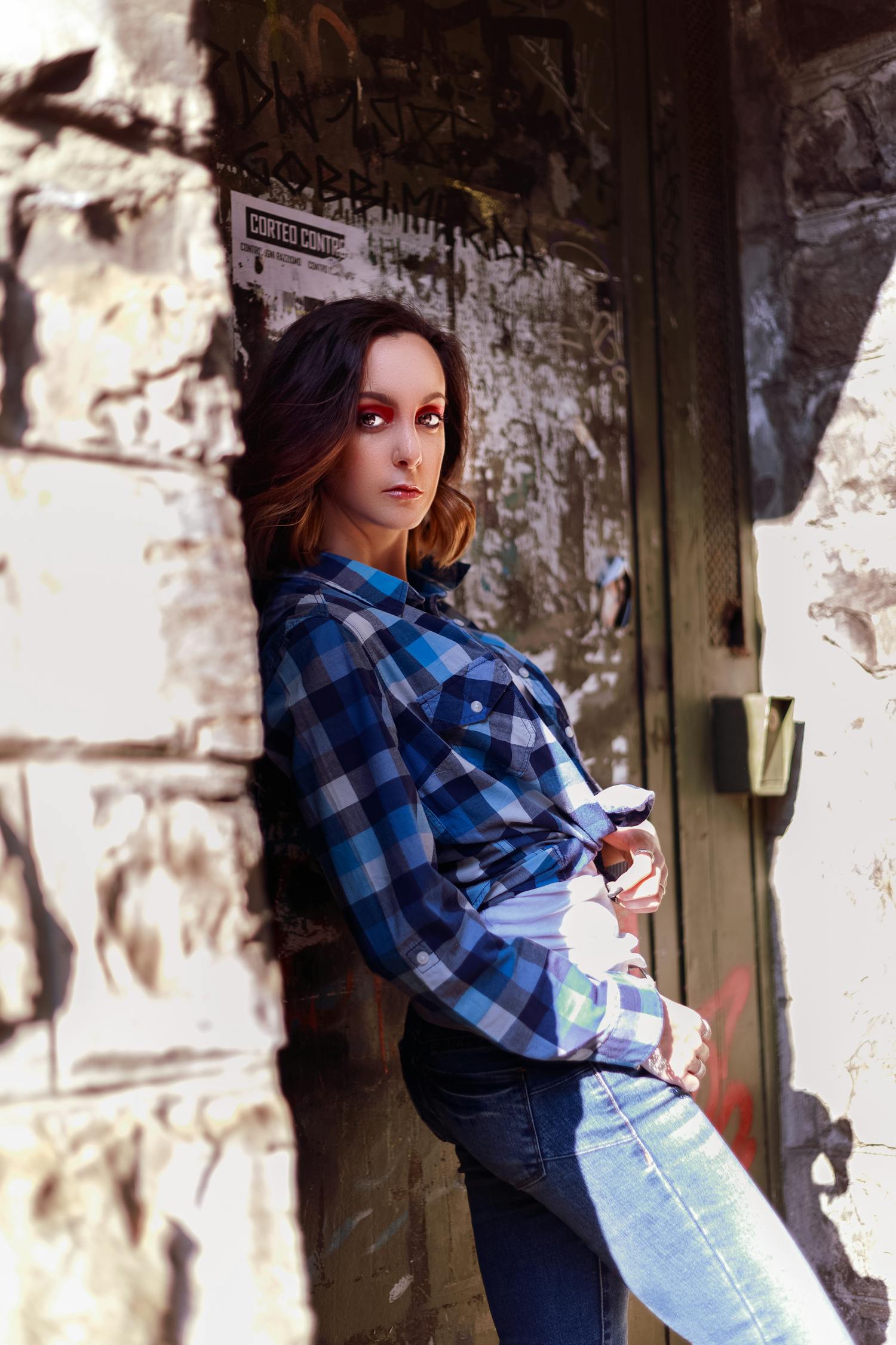 马伊俐短发造型新照亮相,时尚魅力升级,展现独特魅力风采