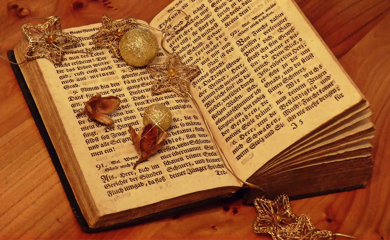 揭秘三行情书,何为浪漫至极的简短表白?