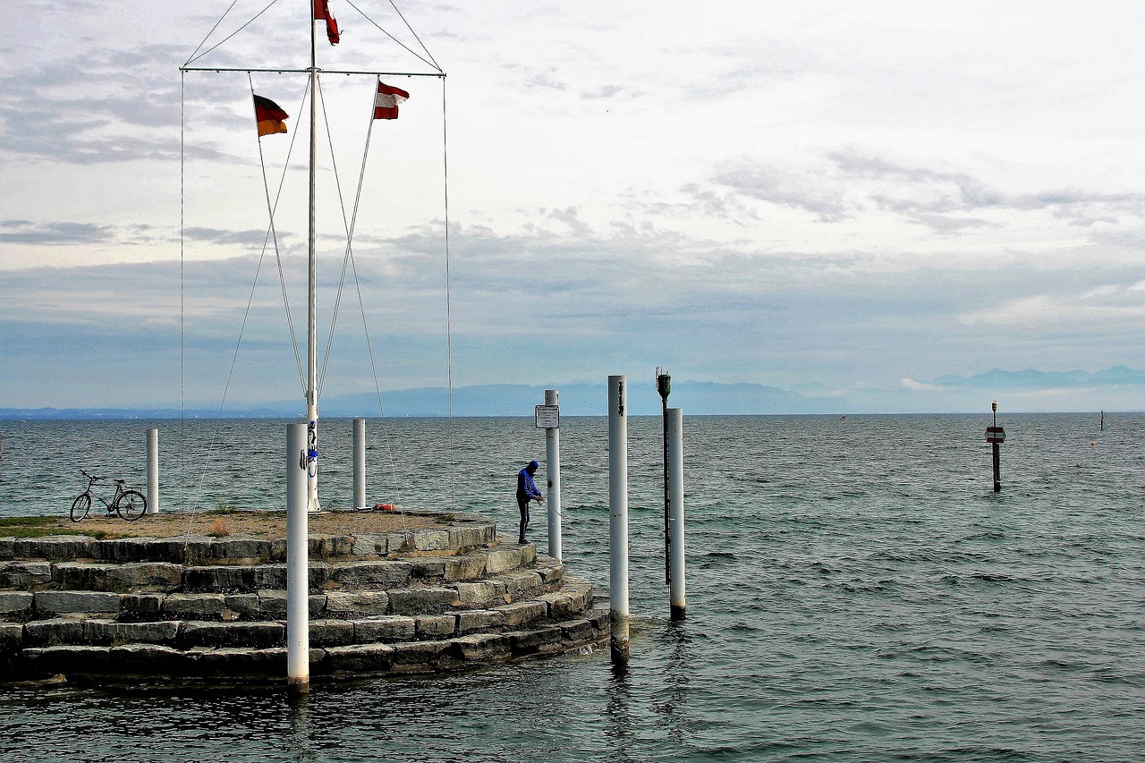 最新捕鱼视频,展现海洋魅力与渔人的智慧风采