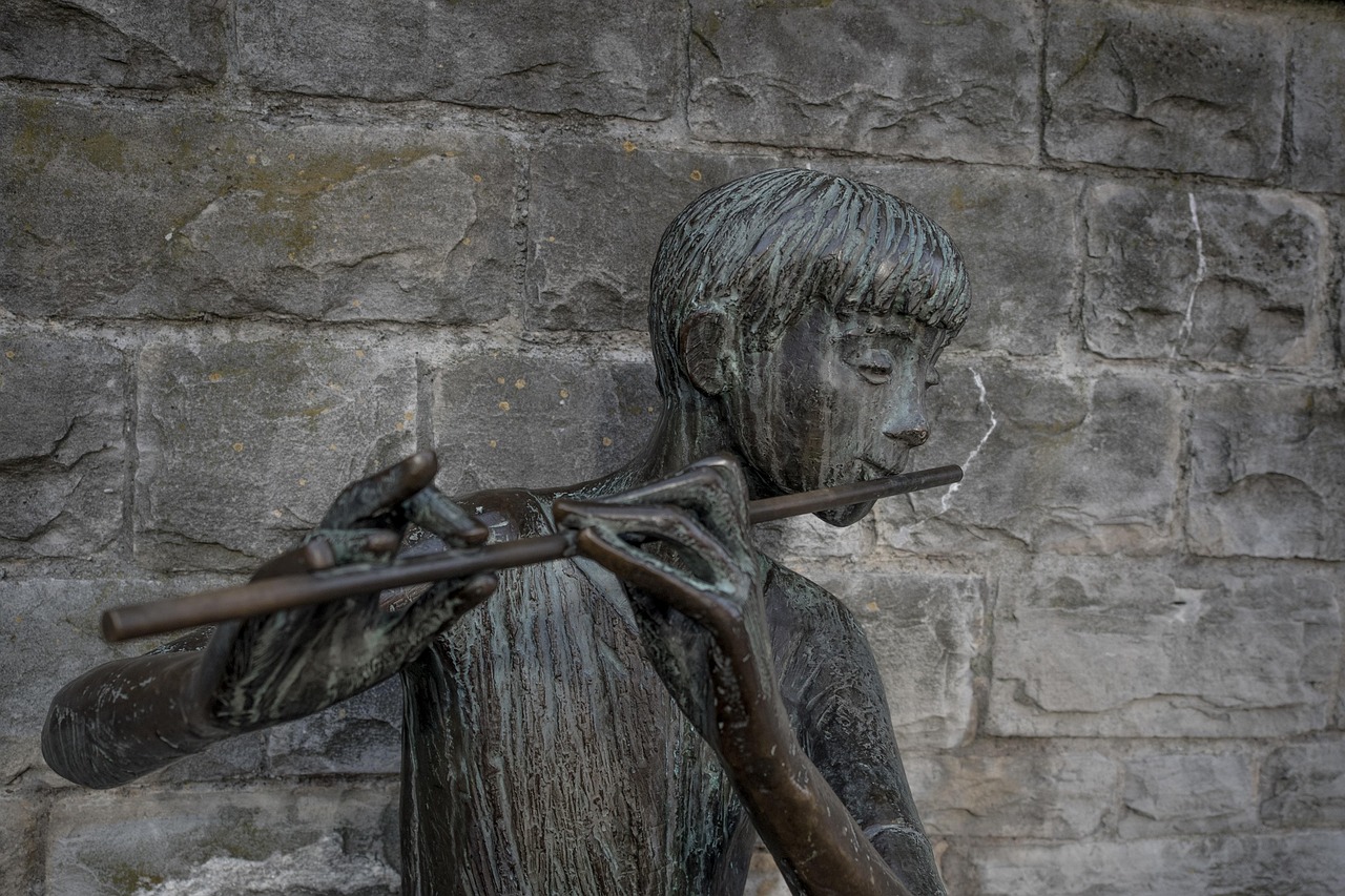 饥饿电影，探寻电影艺术的独特魅力和深层内涵