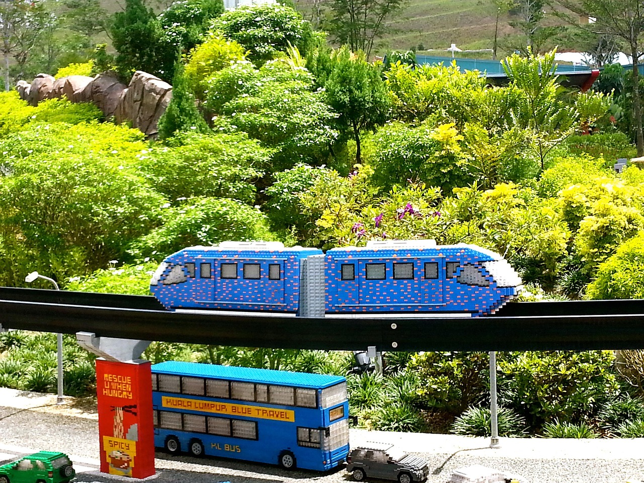 广场最新玩具车出租,孩子们的乐园,家长的新宠