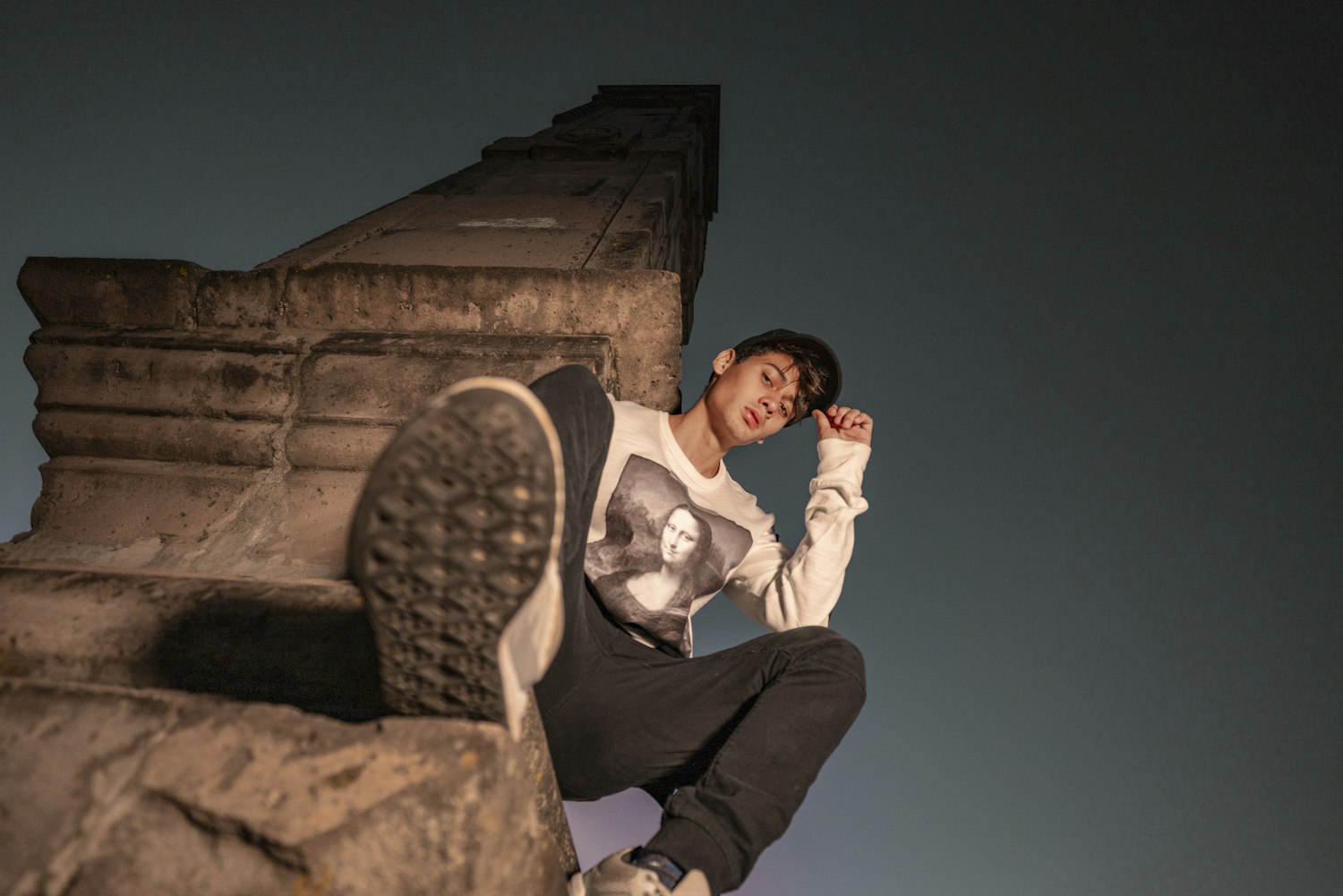 陈雅森新歌发布，音乐之旅迈入新里程碑