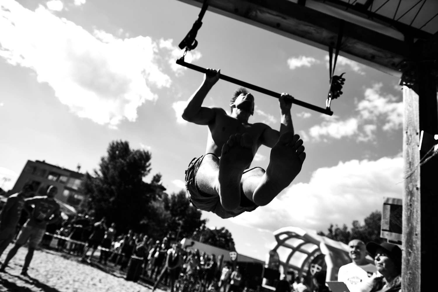 今日拳击比赛，激情与荣耀的战场