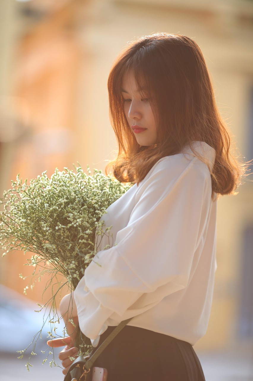 璀璨之星刘晓艳，演员之路的闪耀之旅