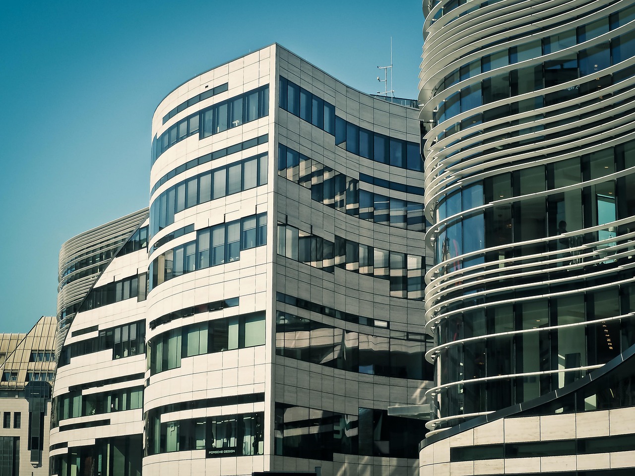 巨力集团上市,新征程上的辉煌篇章