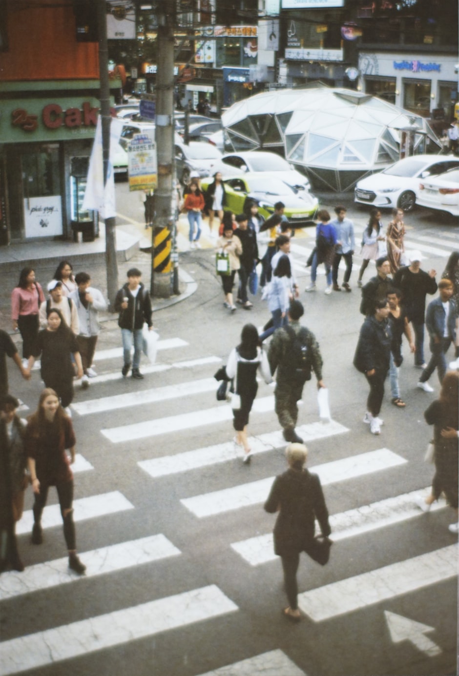 一路狂奔演员阵容及角色深度解析