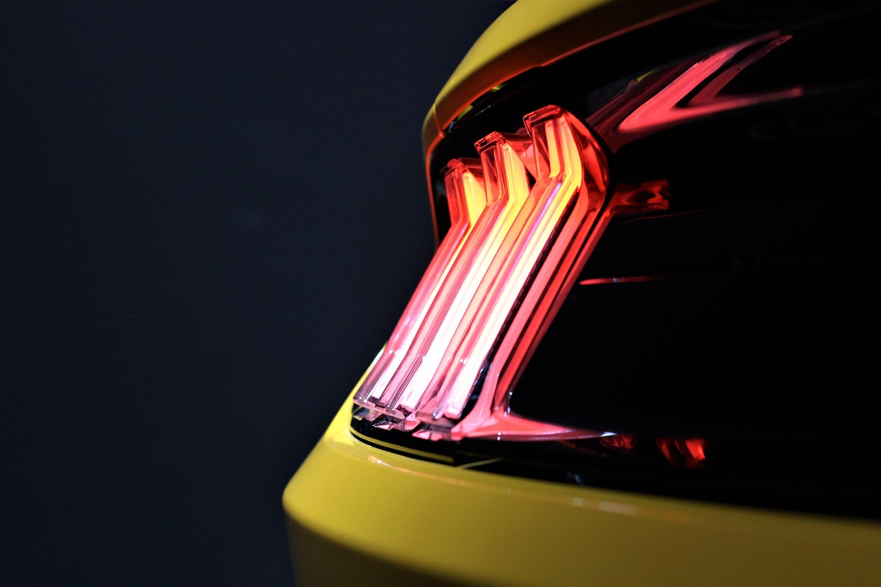 大型车视频比赛，激情与技术的极致展现