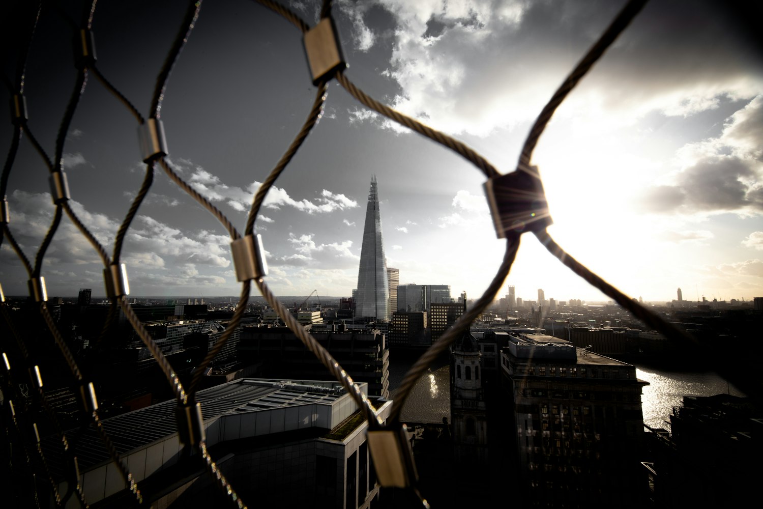 伦理三级电影的探索，艺术、道德与法律的交织边界