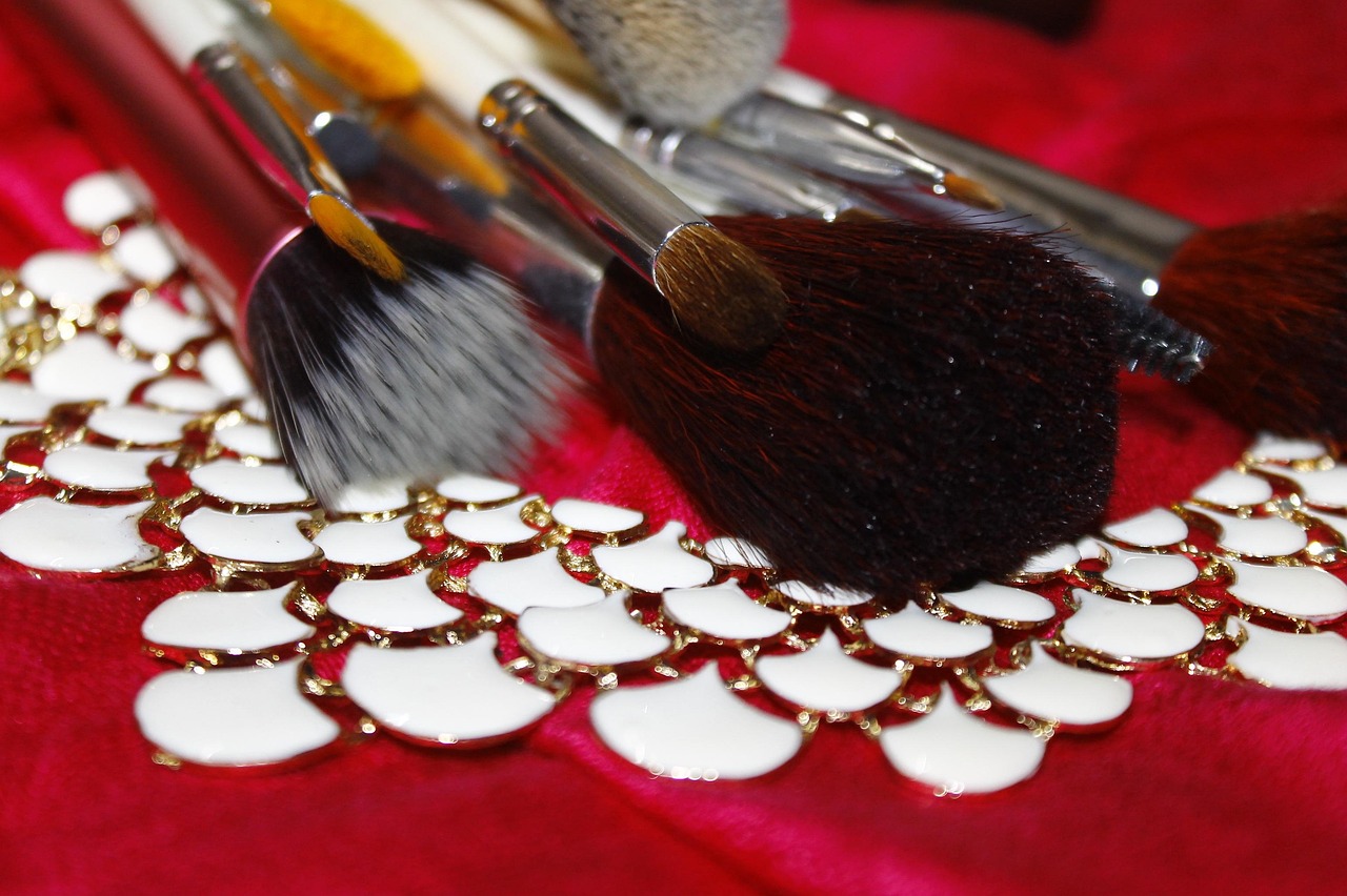 时尚潮流金饰盘点,璀璨瞬间的魅力展现