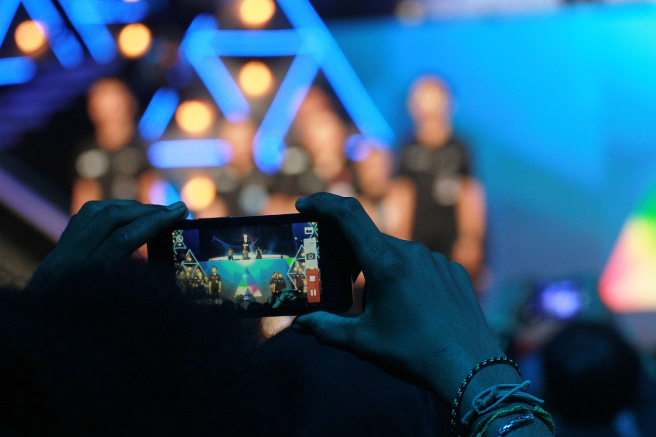 非诚勿扰新男嘉宾展现真我风采,打破常规之旅!