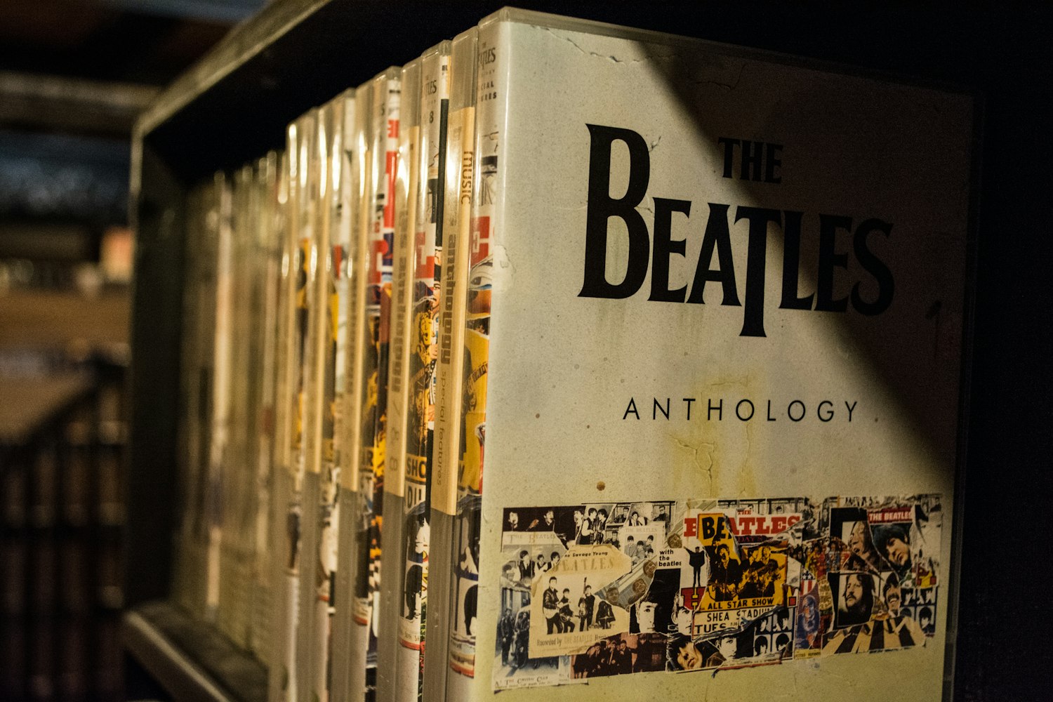 电影配乐大师，缔造情感共鸣的旋律传奇之旅