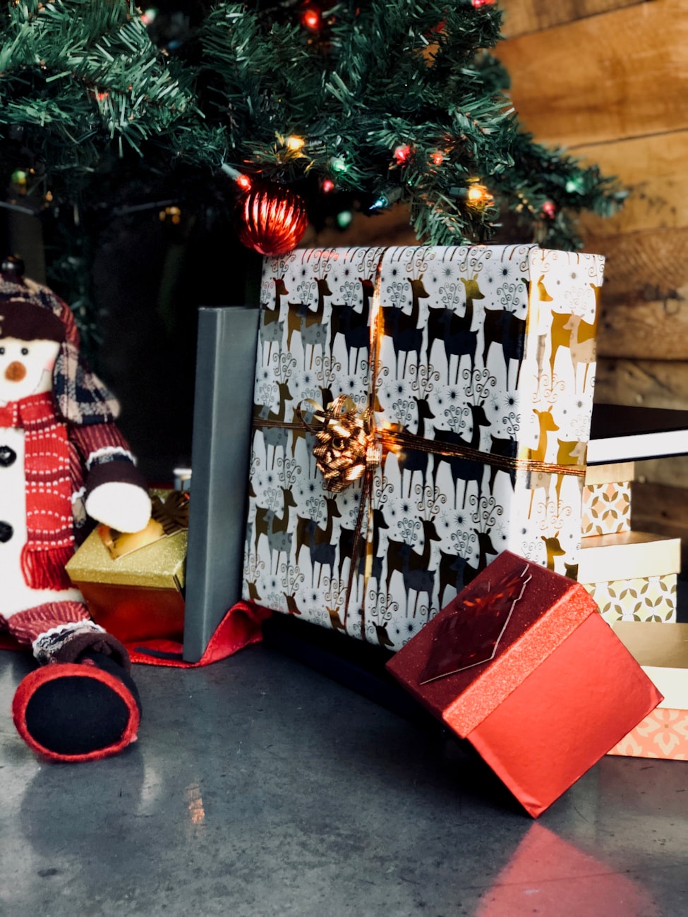 最新喜剧综艺节目引爆欢乐风暴